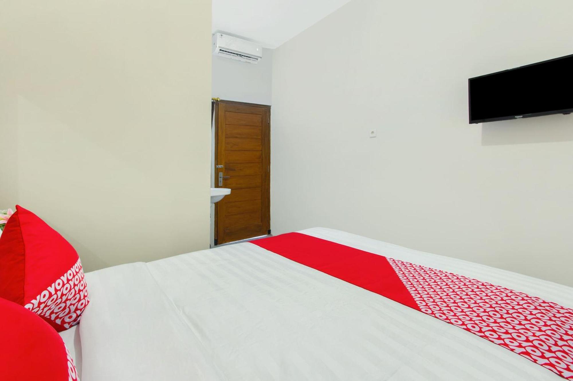 Oyo 1718 Homestay Wak Gobenk Salakan Exteriör bild